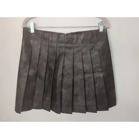 Vici pleated preppy brown mini skirt - Picture 2 of 9